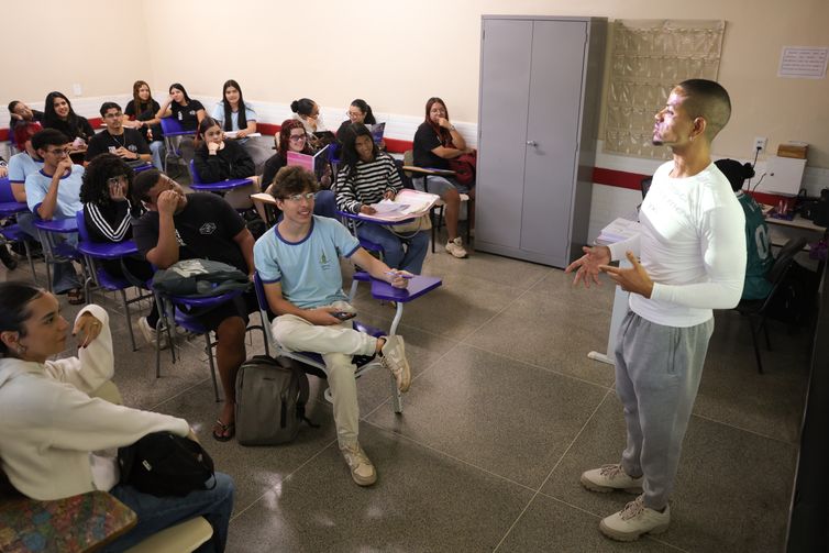 ENEM 2026: Escolha do Idioma e Novidades para Inscritos Automáticos