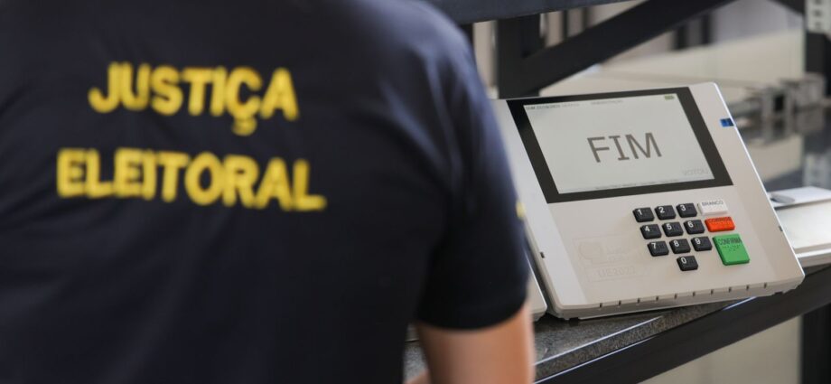 TREs definem urnas eletrônicas que serão auditadas no segundo turno