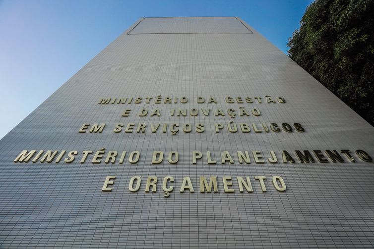Governo libera R$ 5,166 bilhões para reforçar assistência social, saúde e outras áreas