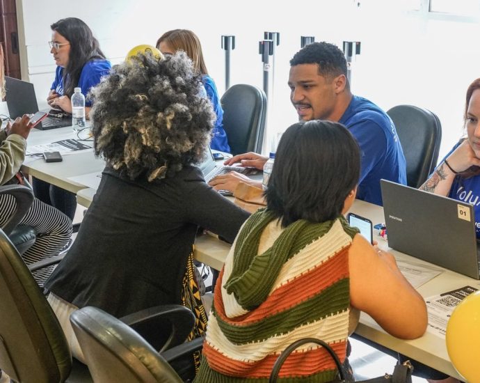 Ação de Empregabilidade Apoia Refugiados e Migrantes em São Paulo