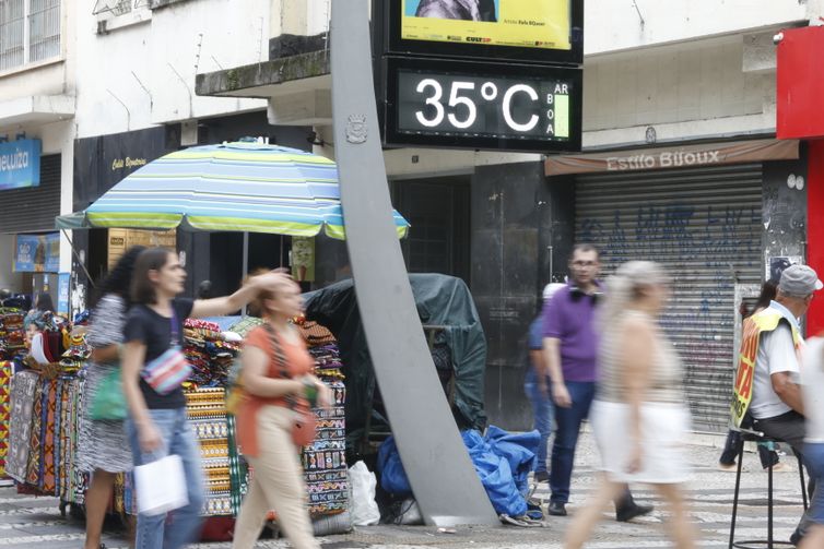 El Niño Deve Se Intensificar e Persistir Até Fevereiro de 2027, Afirmam Especialistas da ONU