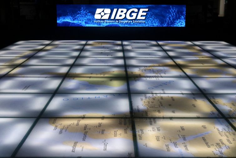 IBGE é autorizado a abrir 325 vagas temporárias para pesquisas por telefone