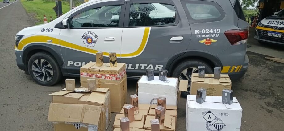 Dupla é presa com 540 frascos de perfumes importados na SP-563, em Andradina
