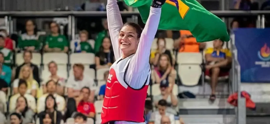 Maria Clara Pacheco Conquista Ouro na 3ª Etapa do Grand Prix de Taekwondo em Paris