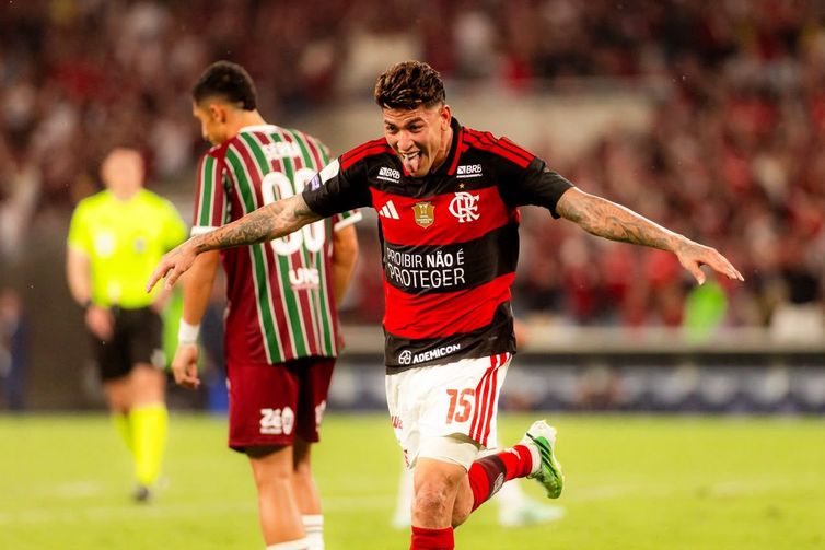 Flamengo Mantém Liderança do Brasileirão após Rodada de Clássicos