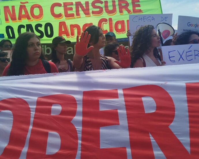 Caso Ana Clara: ativistas protestam no TSE contra decisão de André Mendonça